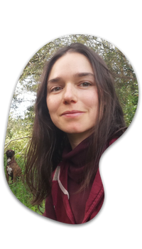 Rosto de mulher a sorrir